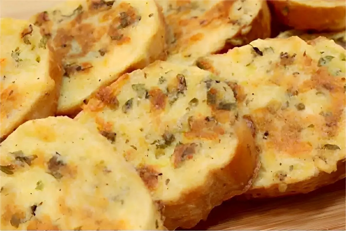 Receita com pão amanhecido que vai evitar o desperdício e ag