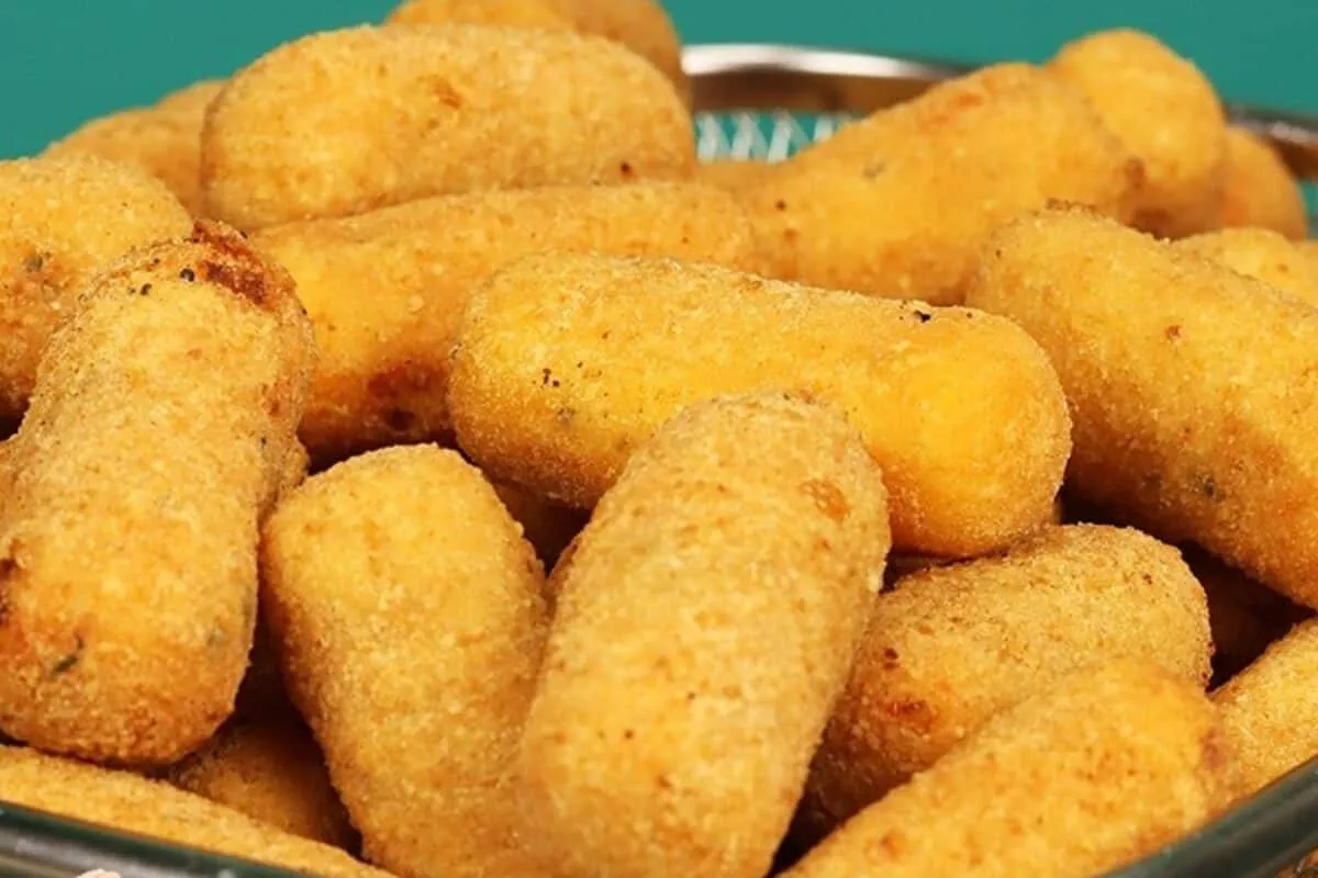 Receita coringa de massa para salgado frito que fica sequinh