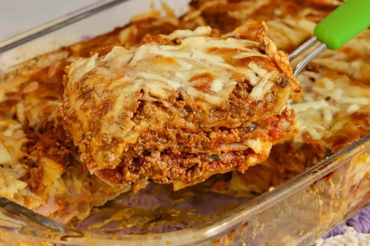 Receita da minha mãe de lasanha bolonhesa que não pode falta