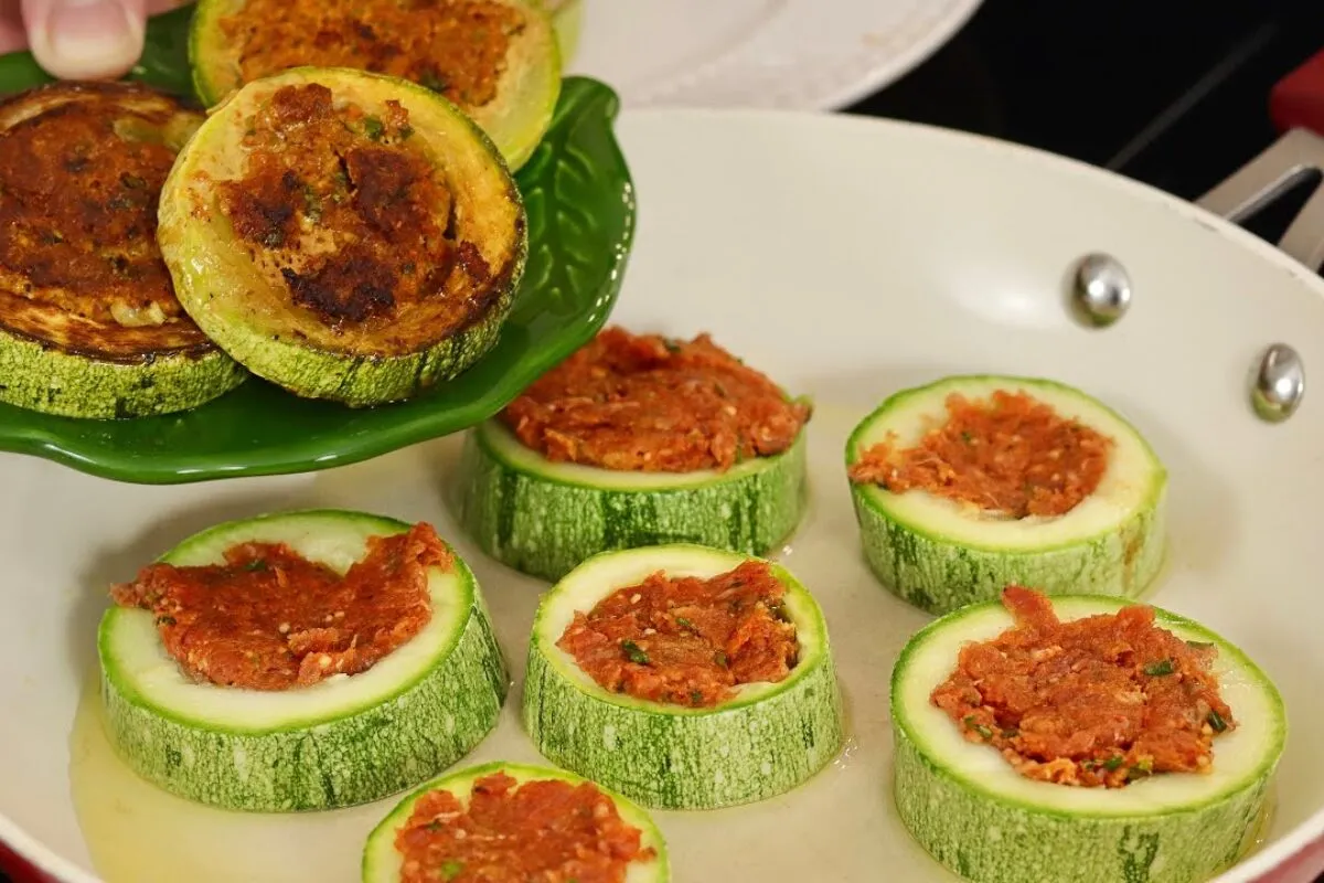 Receita de abobrinha deliciosa e fácil de fazer: parece entr