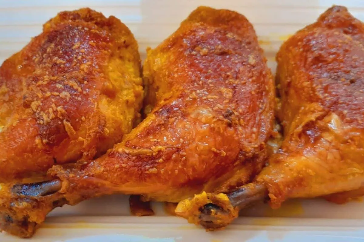 Receita de almoço de domingo: frango assado na maionese sucu