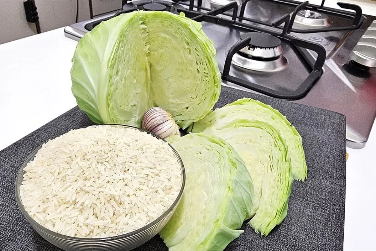 Receita de arroz com repolho que vai fazer todo mundo querer