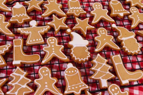 Receita de biscoitinho de natal muito fácil que até criança 