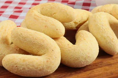 Receita de biscoito chimango da roça vai deixar seu chá da t