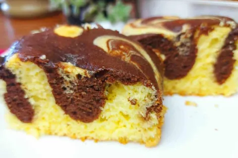 Receita de bolo fofinho e macio com dois sabores que é delic