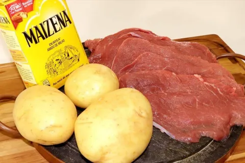 Receita de carne com batata que fica uma delícia para seu al