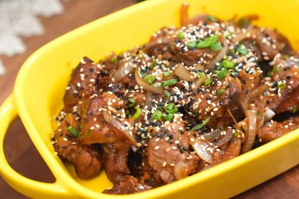 Receita de carne de porco suculenta para o almoço: veja o te