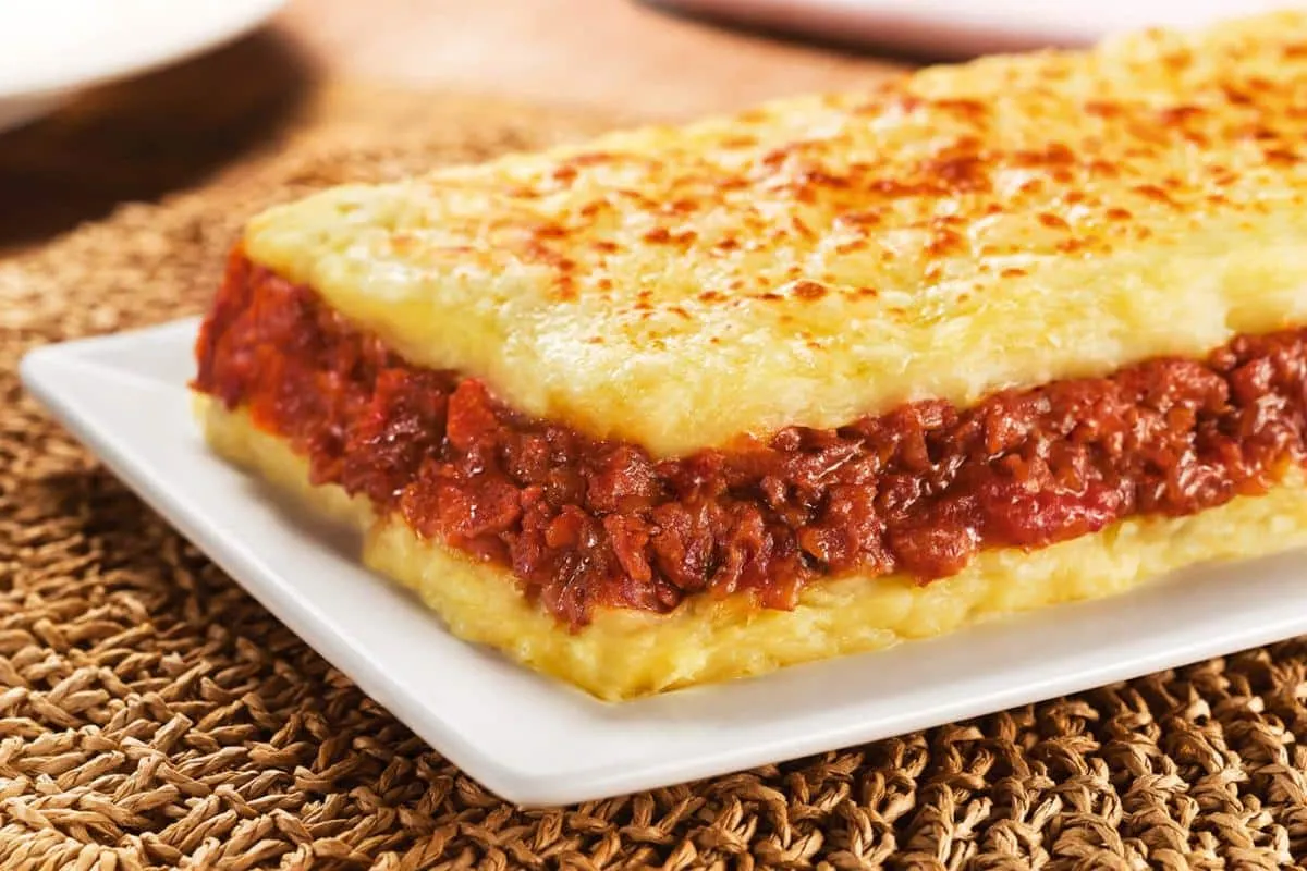 Receita de de escondidinho de batata com linguiça que você p