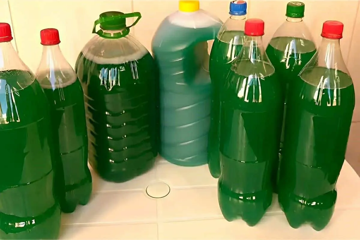 Receita de desinfetante caseiro perfumado que rende bastante