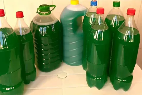 Receita de desinfetante caseiro perfumado que rende bastante