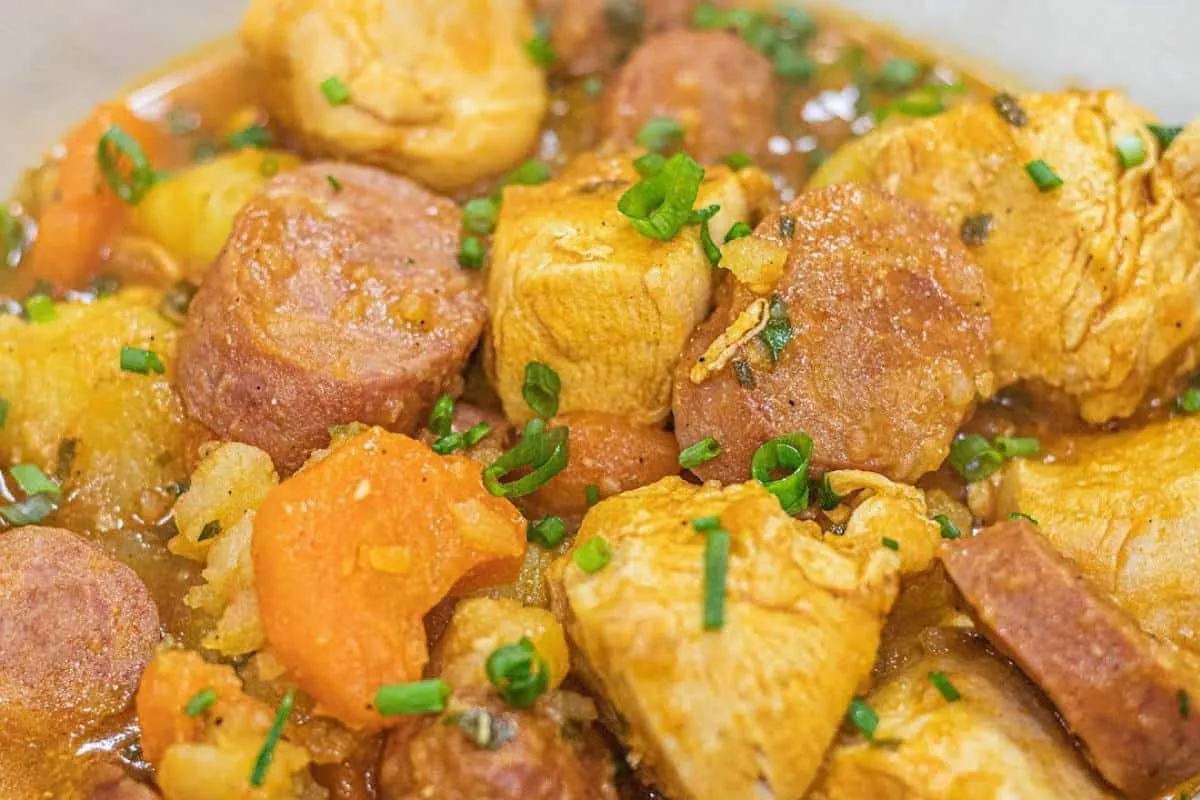 Receita de frango ao molho da roça muito saboroso e suculent