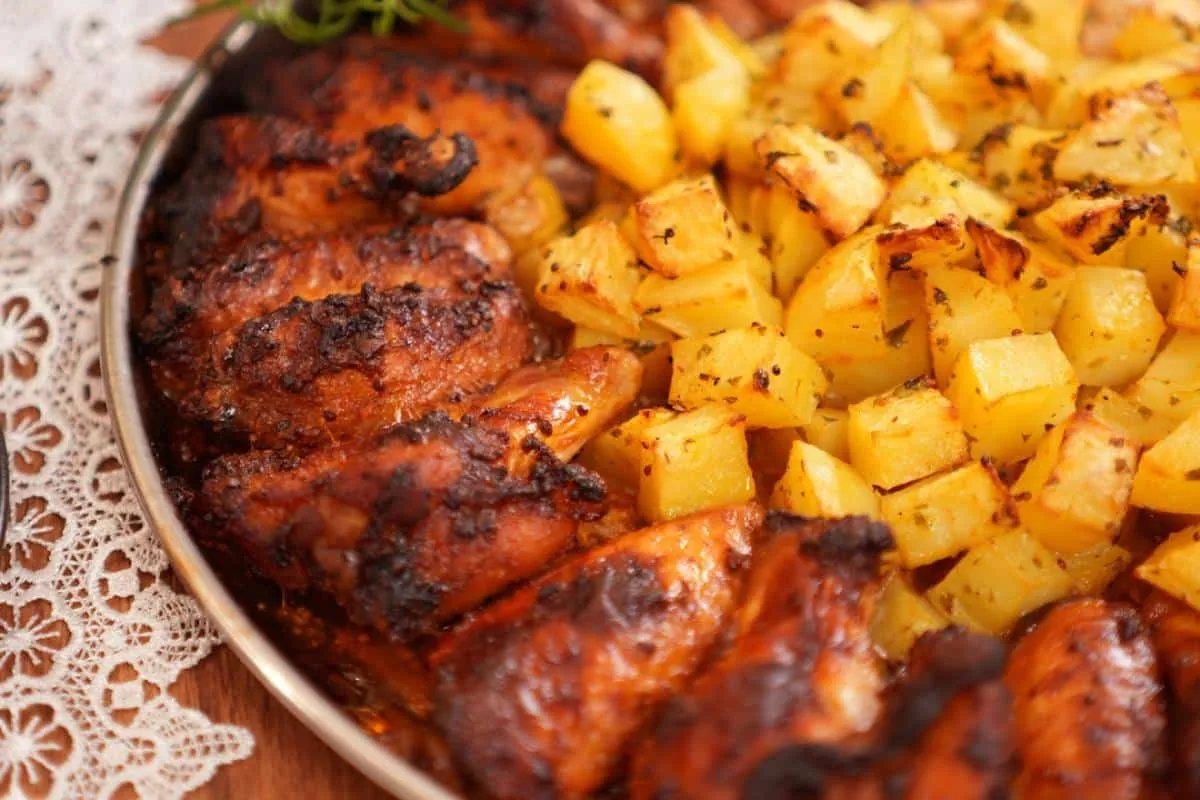 Receita de frango assado com batata diferente de todas que v