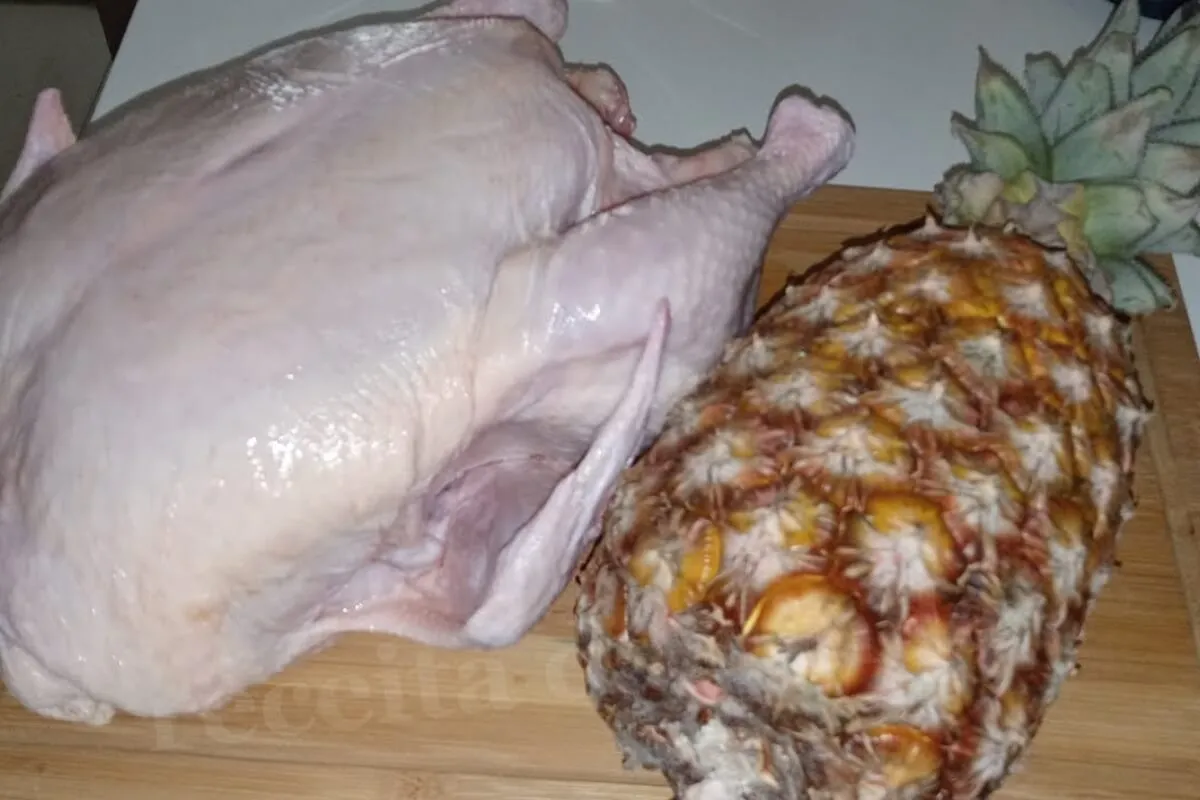 Receita de frango assado que vai deixar todo mundo querendo
