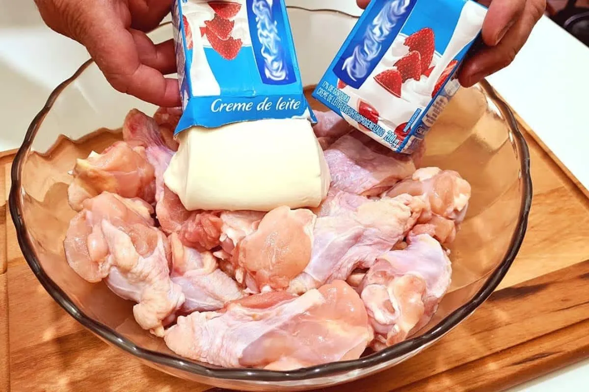 Receita de frango com creme de cebola que fica divina e todo
