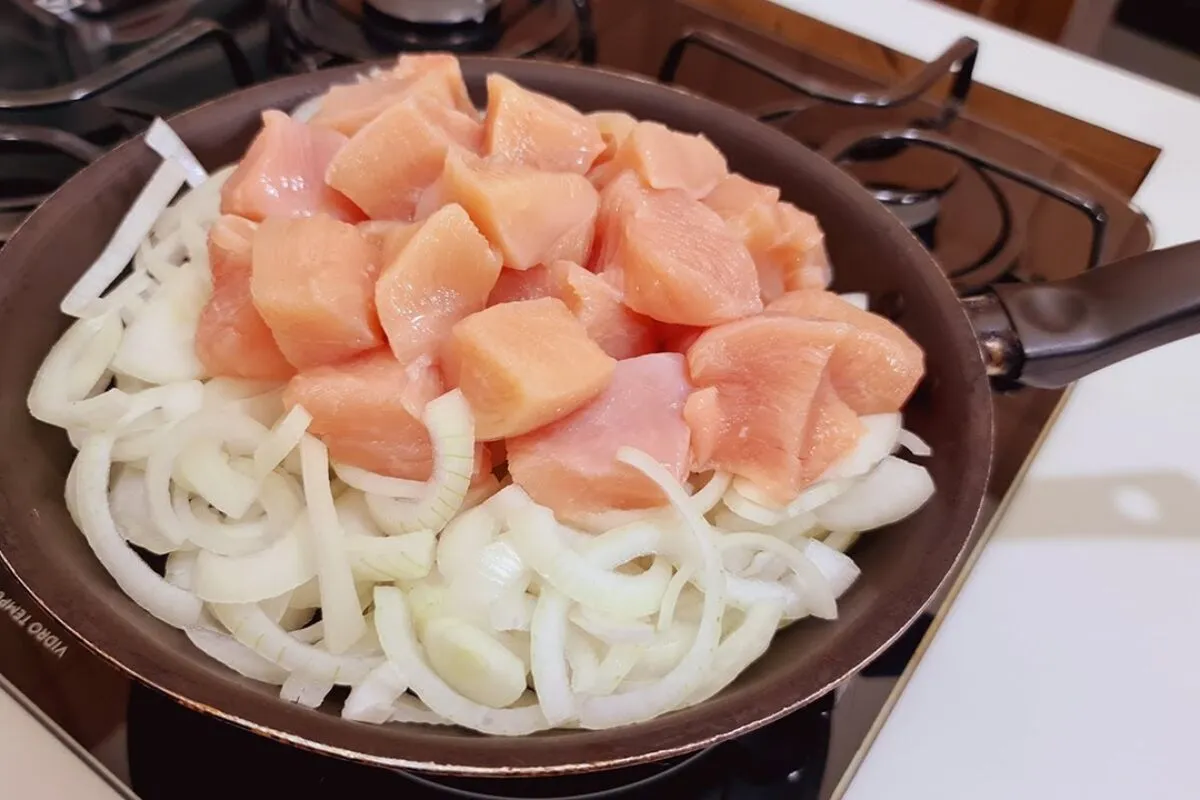 Receita de frango que faço no almoço em dias que estou com m