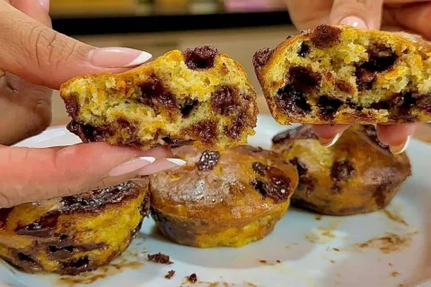 Receita de muffins simples e fácil para o lanche da tarde: e