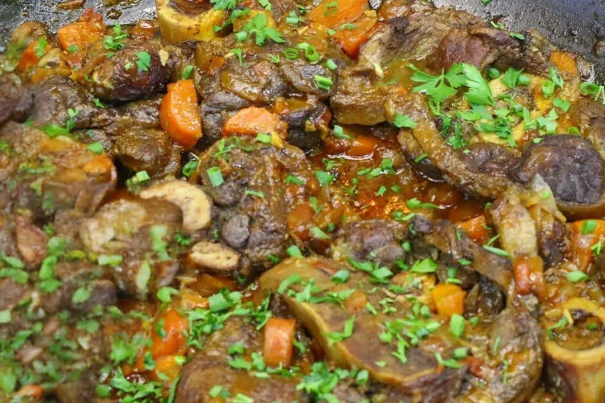 Receita de ossobuco com polenta super saborosa para o jantar