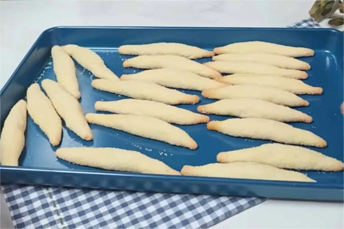 Receita de palitinho amanteigado delicioso que dá vontade de