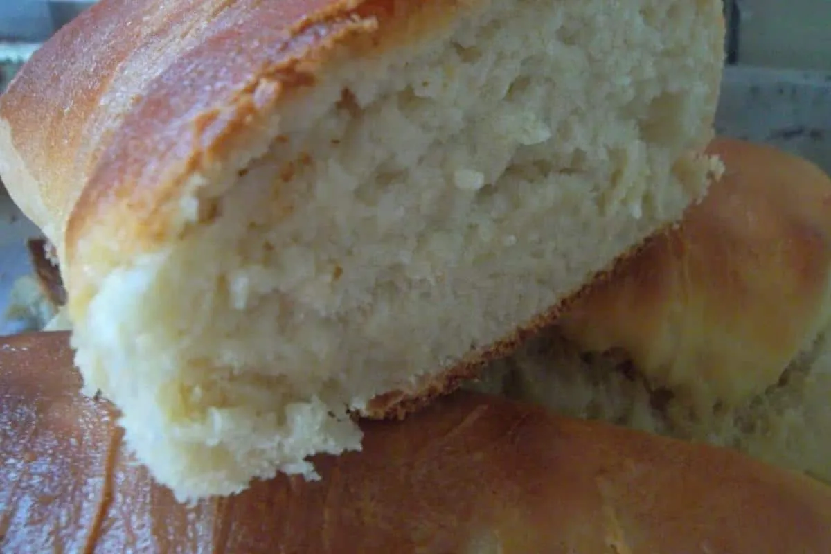 Receita de pão caseiro fácil que cresce bastante em pouco te