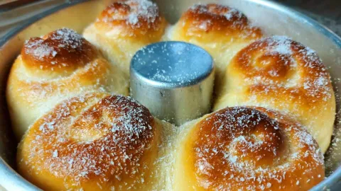 Receita de pão doce caseiro macio e molhadinho que nem o pad