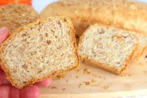 Receita de pão integral fofinho e gostoso para comer na hora
