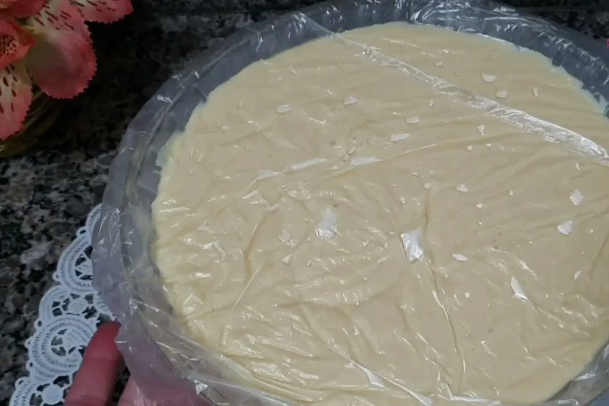 Recheio de brigadeiro branco cremoso e perfeito para usar em