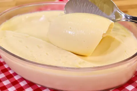 Recheio de chocolate branco cremoso e estruturado: briganach