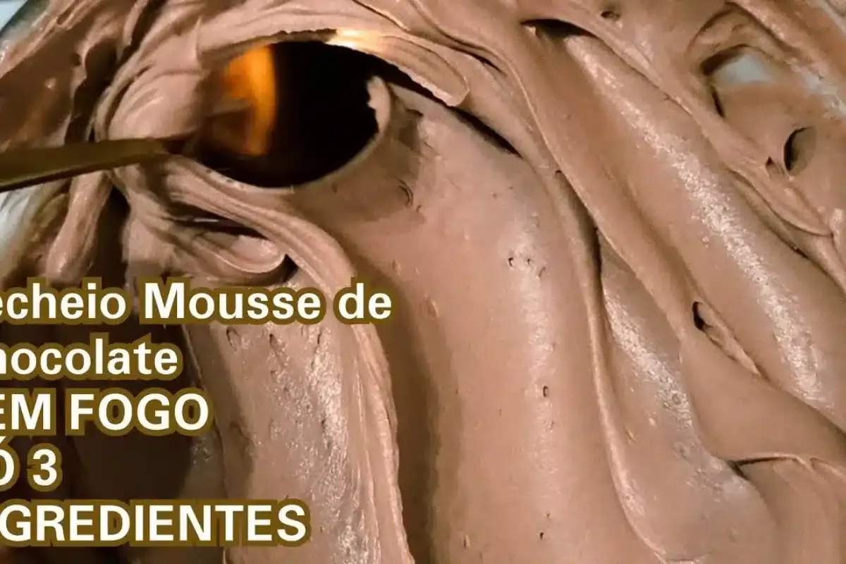 Recheio de chocolate feito sem ir ao fogo no estilo mousse b
