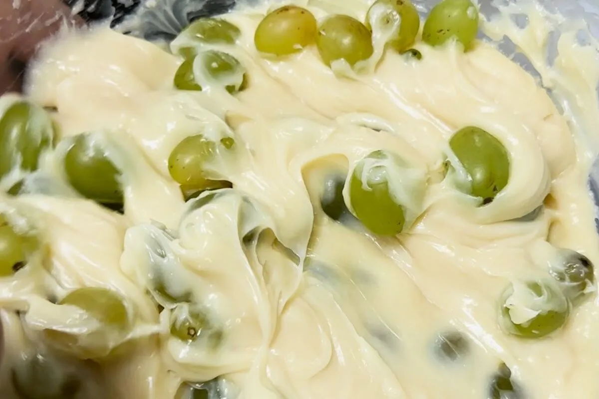 Recheio de uva cremoso e docinho: perfeito para bolos e sobr