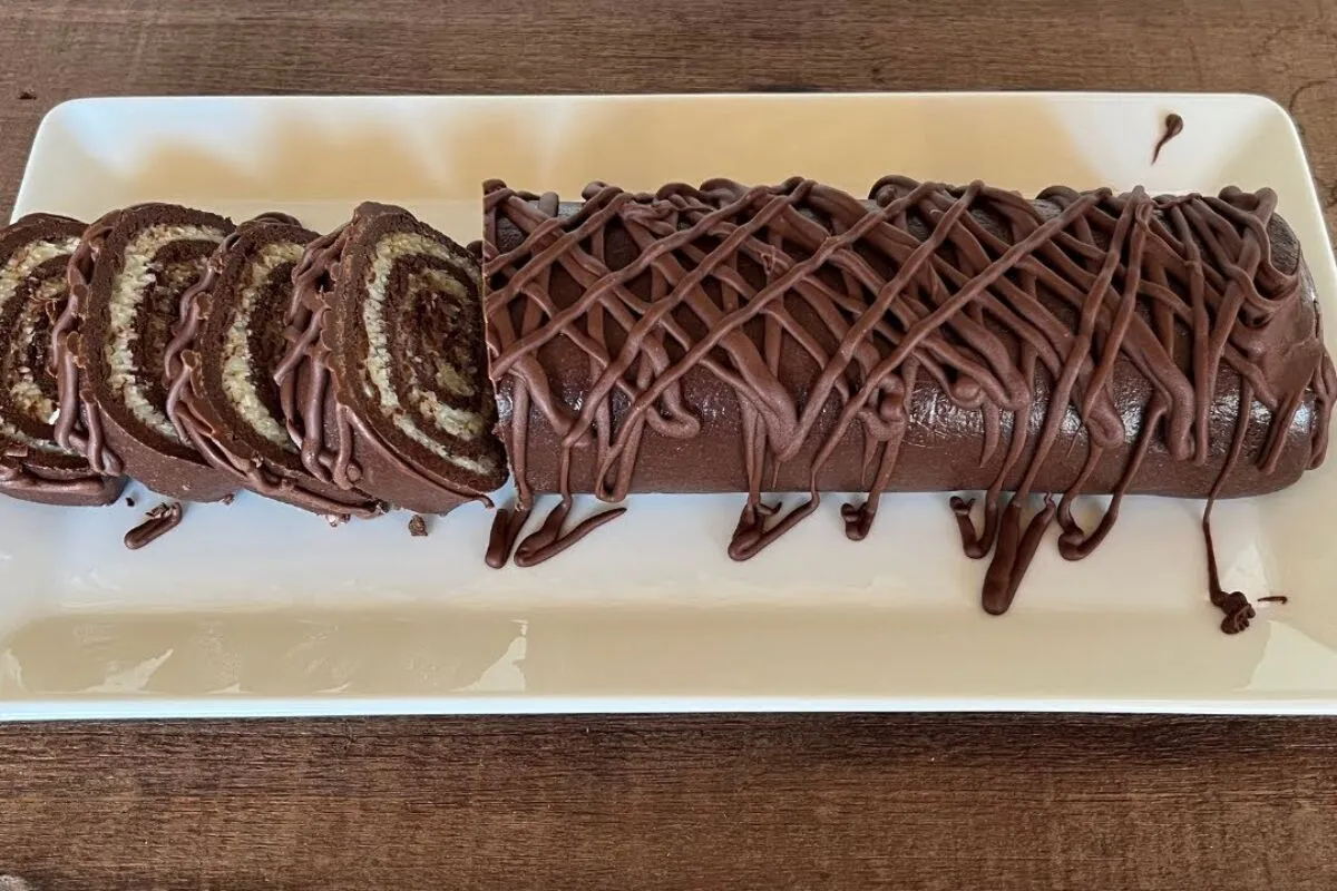 Rocambole prestígio: fácil de fazer, derrete na boca e combi