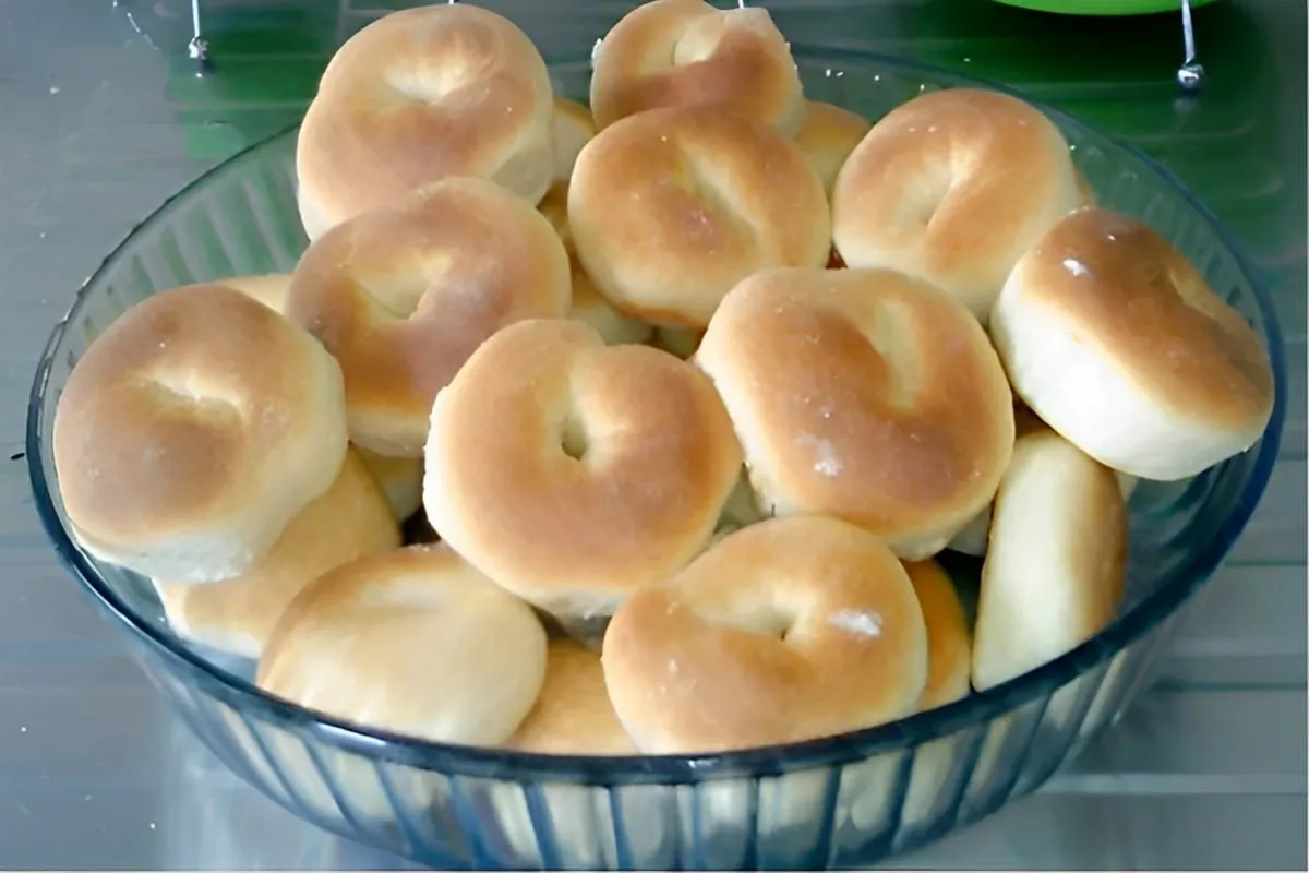 Rosquinha de maisena que desmancha na boca é só misturar os