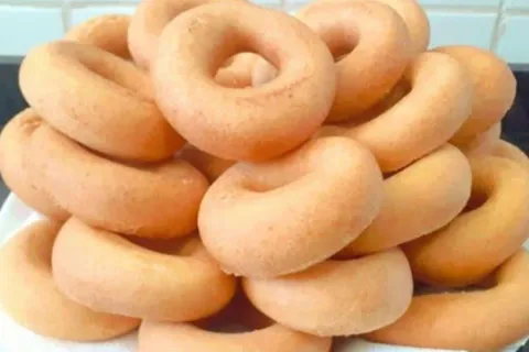 Rosquinha de polvilho da vovó: crocante por fora e macia por
