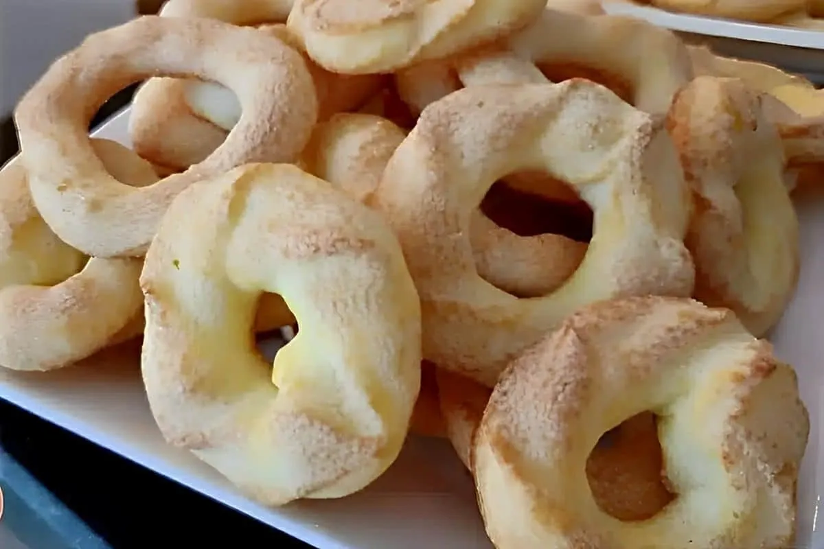 Rosquinha doce assada feita com polvilho muito leve delicios
