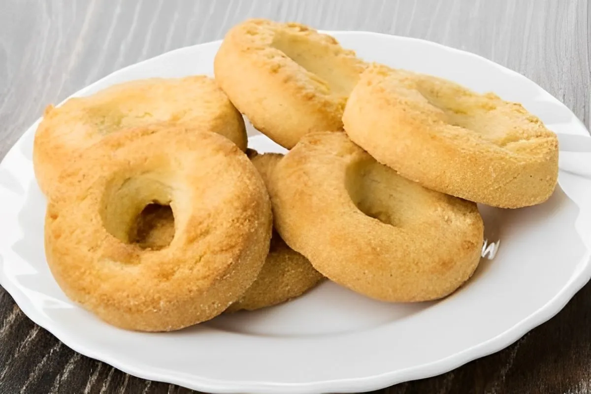Rosquinhas de creme de leite fáceis é só misturar os ingredi