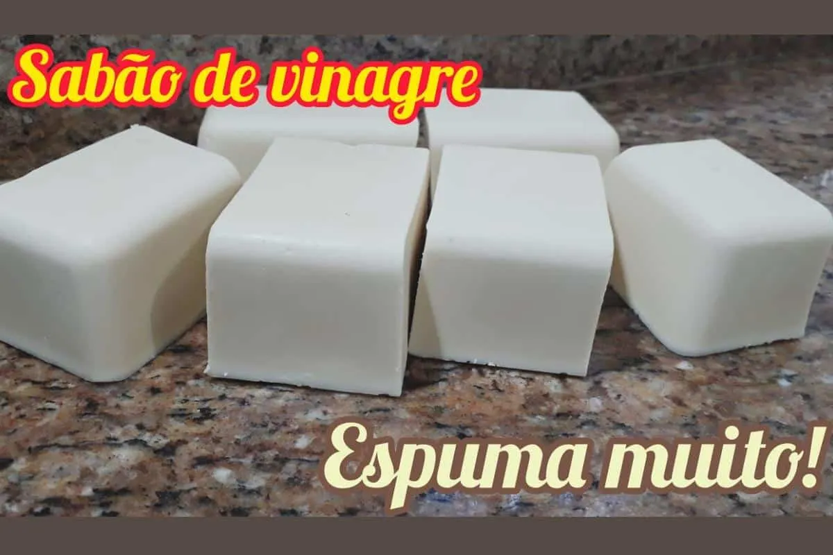 Sabão caseiro de vinagre que rende várias barras numa receit