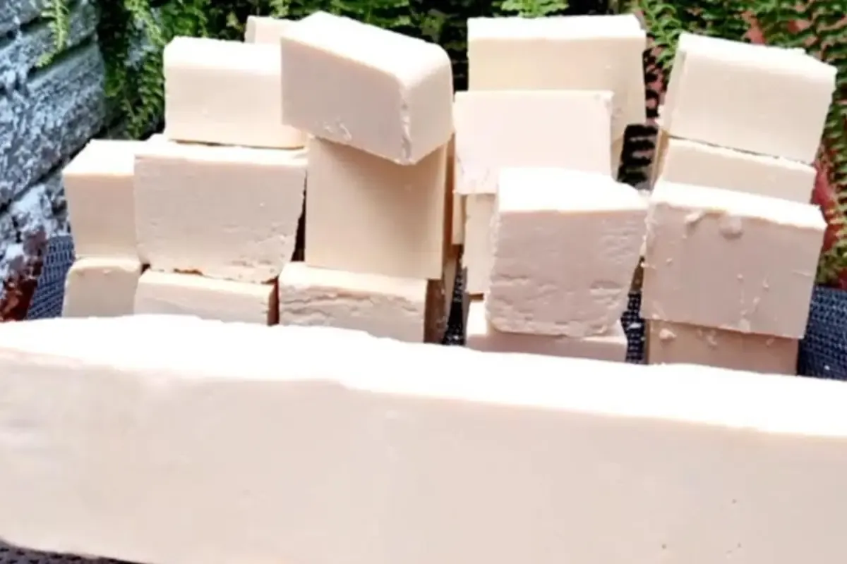 Sabão caseiro fácil e rápido: em pouco tempo já está pronto