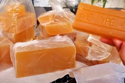 Sabão de álcool caseiro: uma receita glicerinada maravilhosa