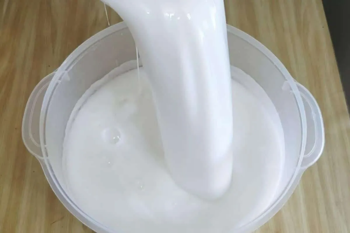 Sabão líquido caseiro sem soda que só vai 2 ingredientes bem
