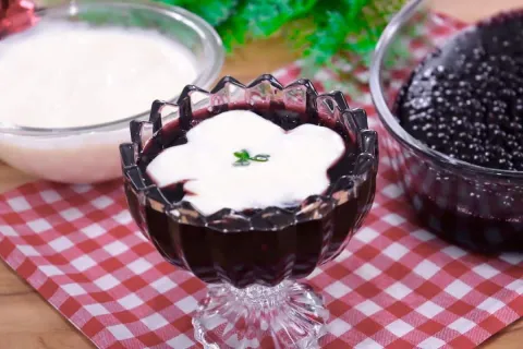 Sagu de vinho: não erre mais o ponto dessa sobremesa tradici