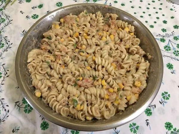 Salada de Macarrão com Atum