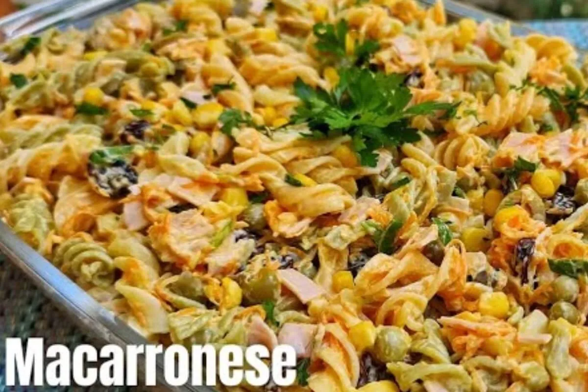 Salada de macarrão para acompanhar com perfeição o seu almoç