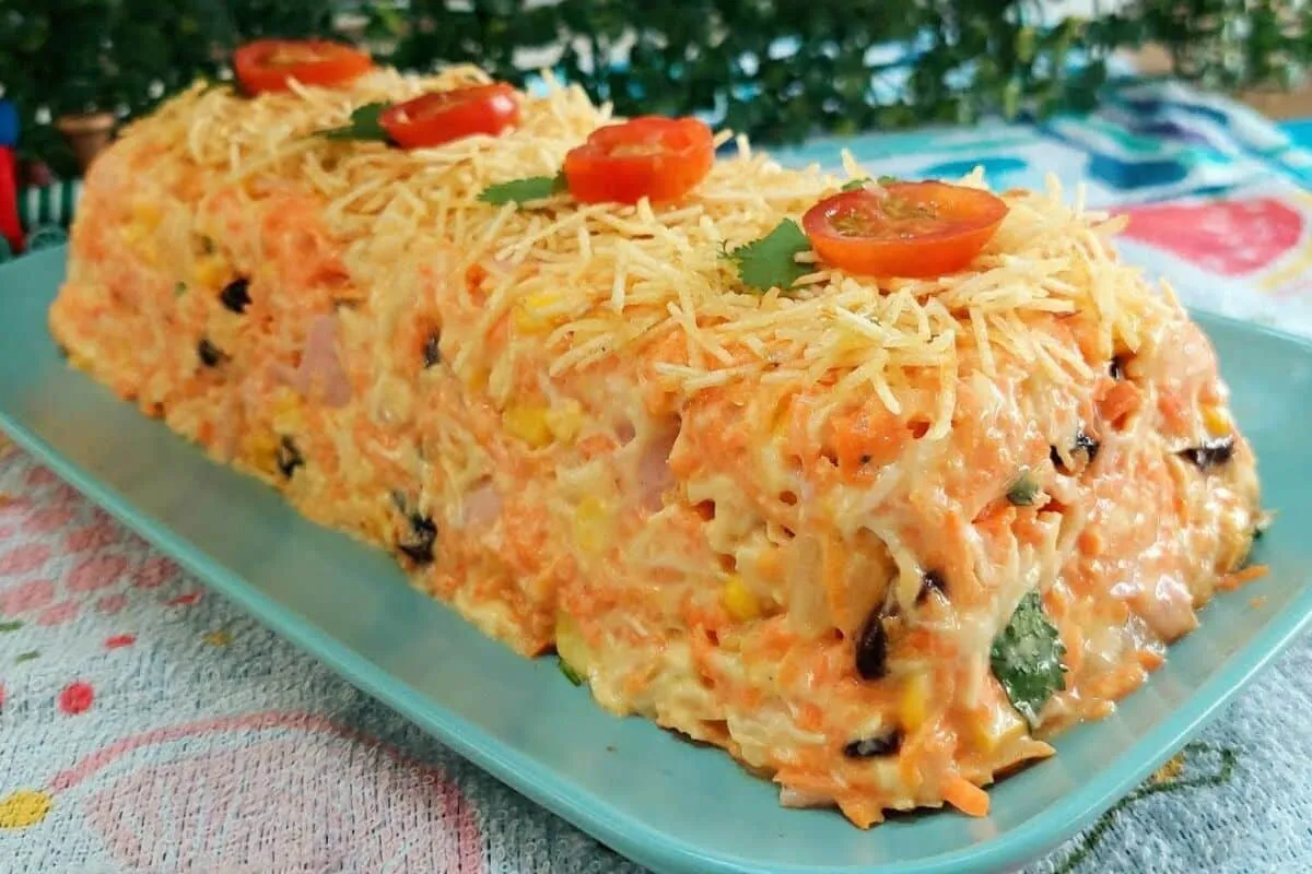 Salpicão cremoso fácil e prático para completar a sua ceia d