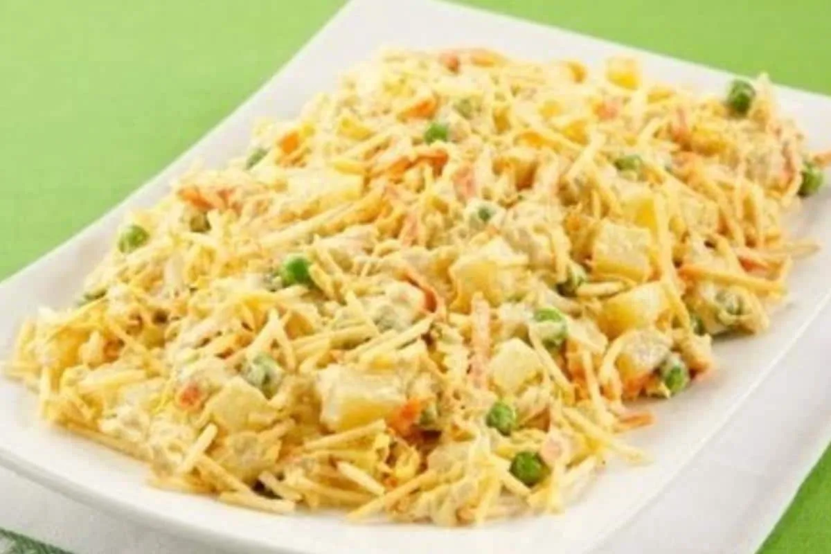 Salpicão de frango perfeito para acompanhar seu almoço de do