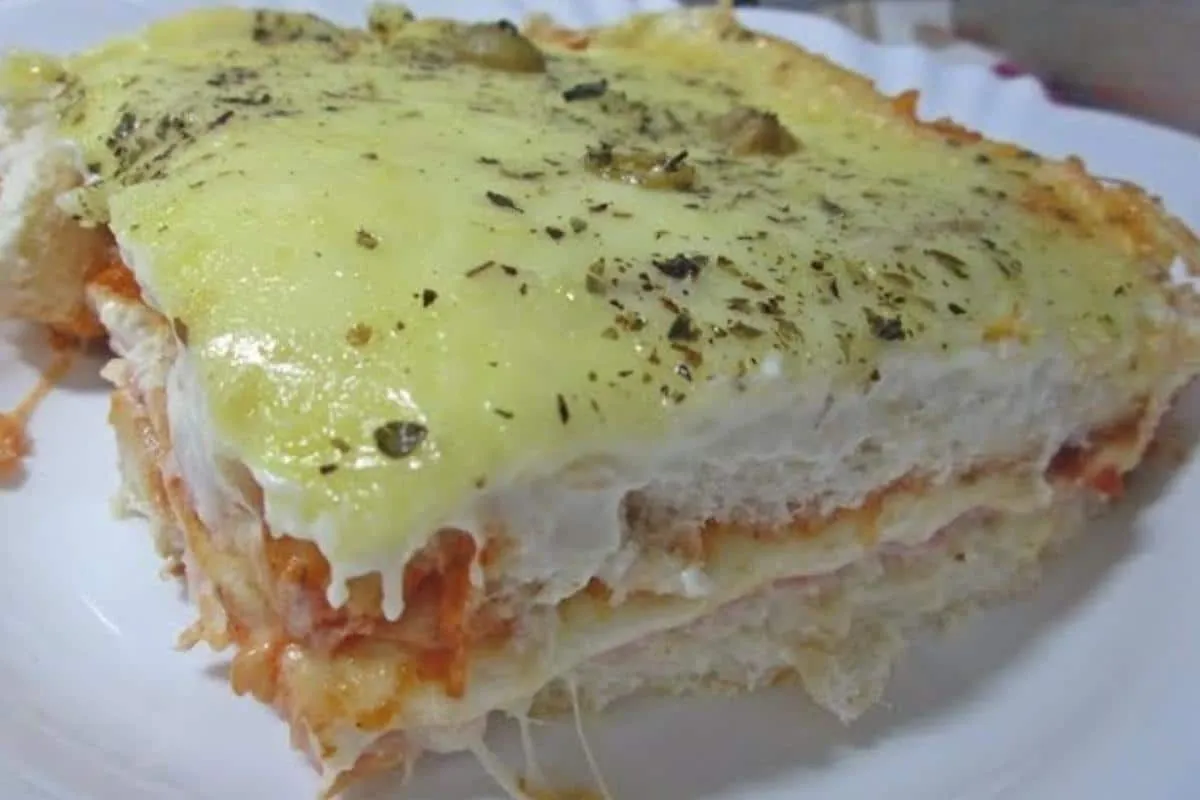 Sanduíche de forno que fica parecendo pizza e não dá trabalh