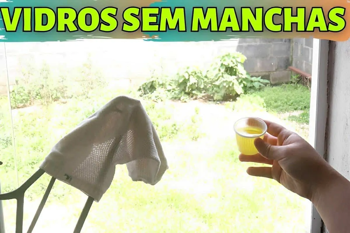Só limpo os vidros das janelas e portas com essa misturinha