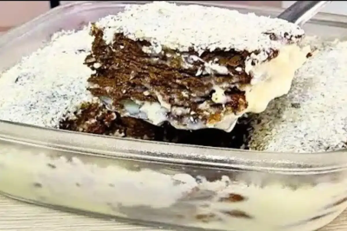Sobremesa cremosa de coco feita sem ir ao fogo,  um pavê del