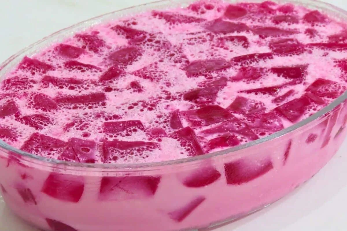Sobremesa de 3 ingredientes rápida, geladinha e deliciosa de