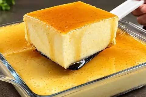 Sobremesa de abacaxi bem geladinha e pronta em poucos minuto