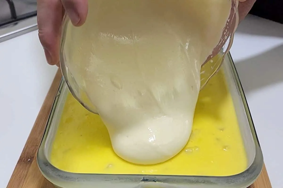 Sobremesa de abacaxi que é refrescante, derrete na boca e fi