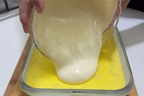 Sobremesa de abacaxi que é refrescante, derrete na boca e fi